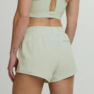 Outpace 3″ shorts for kvinner