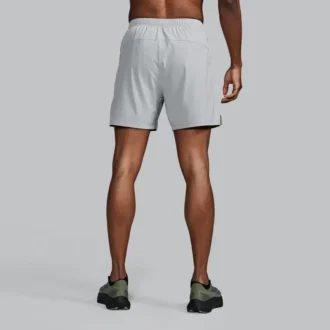 Outpace 5″-shorts for menn